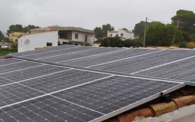 Desarrollo de un estudio previo para la instalación de paneles fotovoltaicos