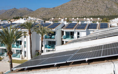 Placas solares en hoteles para reducir costes y ser más sostenibles